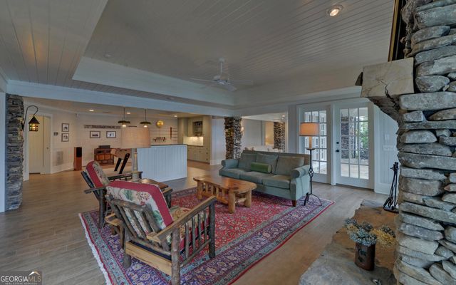 1810 Murray Cove Road, Tiger, GA 30576