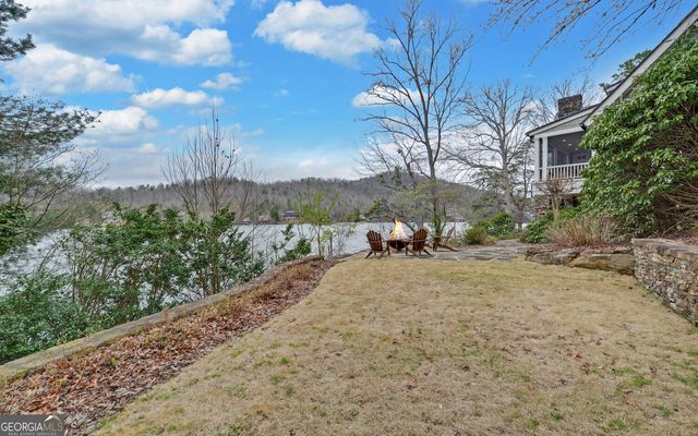 1810 Murray Cove Road, Tiger, GA 30576