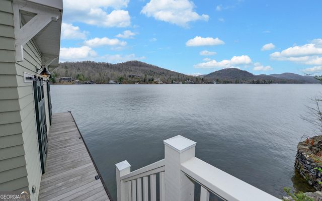 1810 Murray Cove Road, Tiger, GA 30576