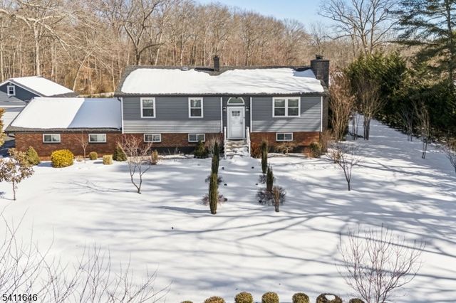 118 Megill Rd, Howell Twp., NJ 07727