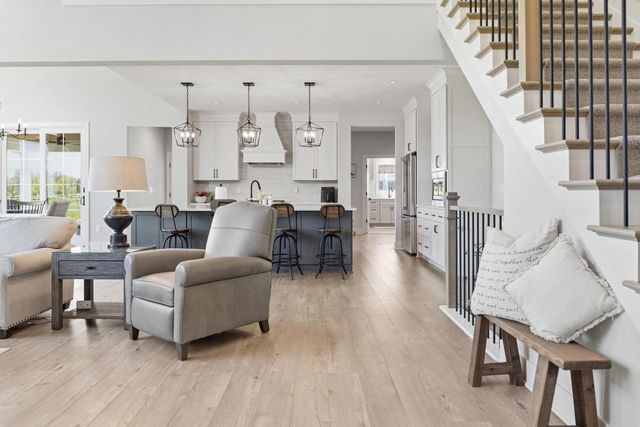 10009 W Farmdale Estates COURT, Mequon, WI 53097