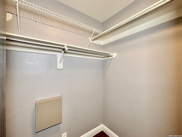 10627 N Shaenridge, San Antonio, TX 78254