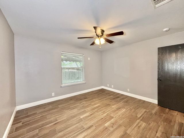 10627 N Shaenridge, San Antonio, TX 78254