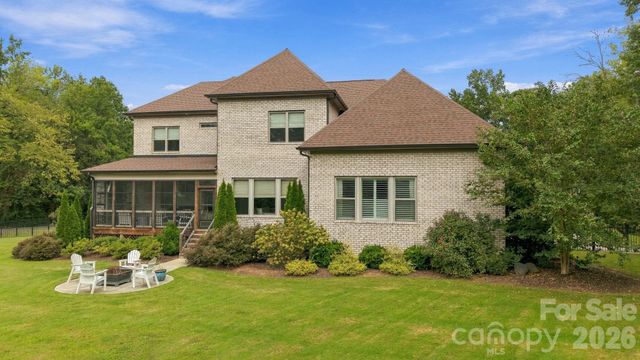 3948 Carmel Acres Drive, Charlotte, NC 28226