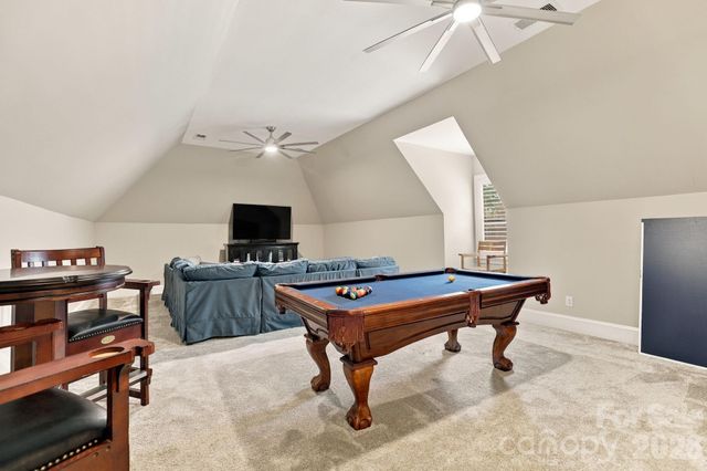 3948 Carmel Acres Drive, Charlotte, NC 28226