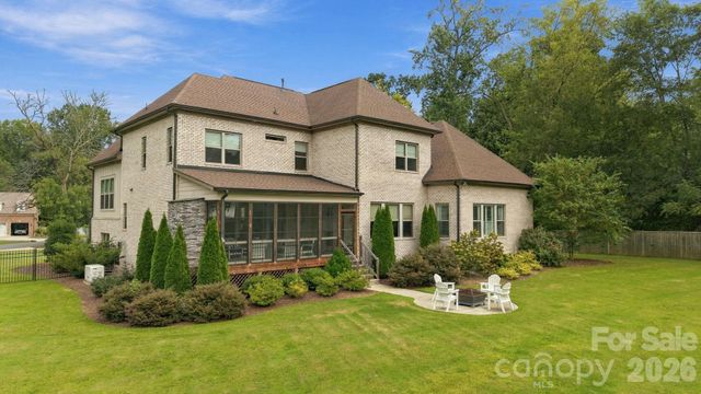 3948 Carmel Acres Drive, Charlotte, NC 28226
