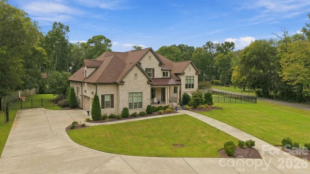 3948 Carmel Acres Drive, Charlotte, NC 28226