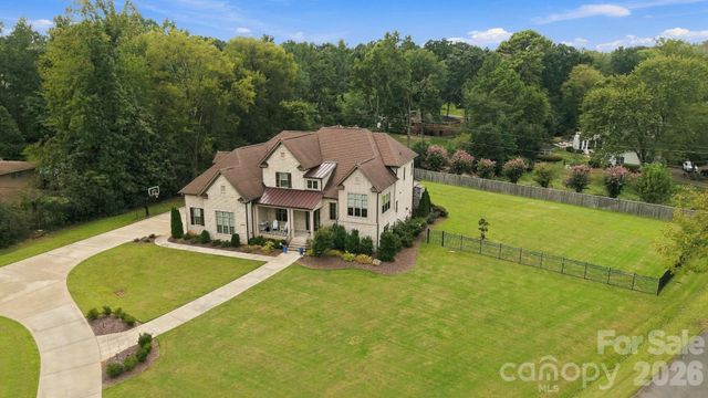 3948 Carmel Acres Drive, Charlotte, NC 28226