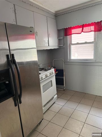 51 Ampere Parkway 2, East Orange, NJ 07017