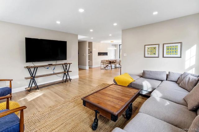 191 Shinnecock Hills Road, Southampton, NY 11968