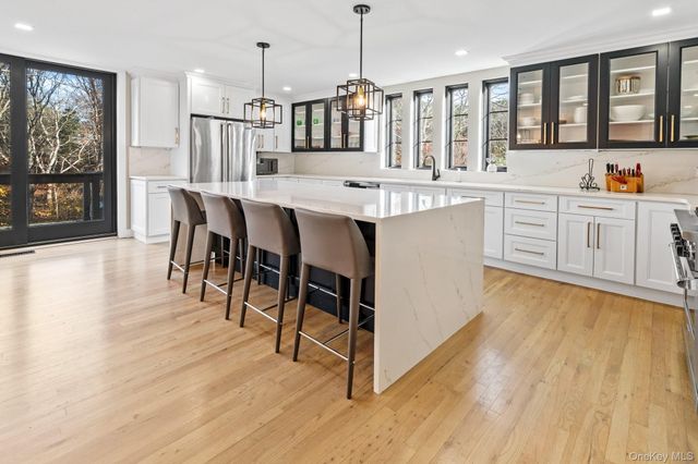 191 Shinnecock Hills Road, Southampton, NY 11968