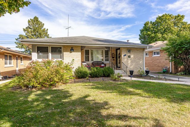 937 Robinhood Lane, La Grange Park, IL 60526