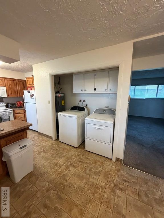Image 13 of property listing at 801-803 S Skyline Drive, Idaho Falls, ID 83402