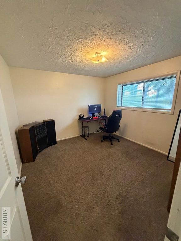 Image 17 of property listing at 801-803 S Skyline Drive, Idaho Falls, ID 83402
