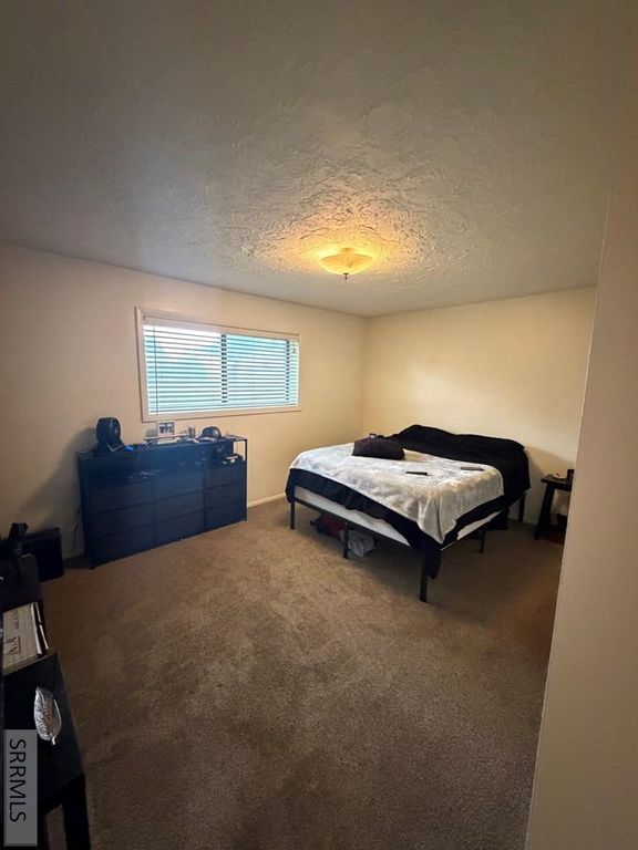 Image 18 of property listing at 801-803 S Skyline Drive, Idaho Falls, ID 83402