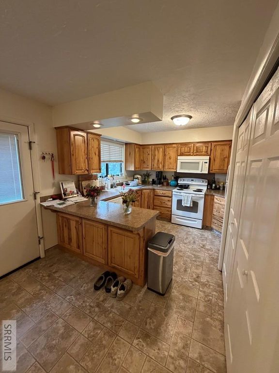 Image 23 of property listing at 801-803 S Skyline Drive, Idaho Falls, ID 83402
