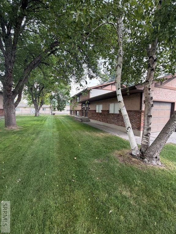 Image 30 of property listing at 801-803 S Skyline Drive, Idaho Falls, ID 83402