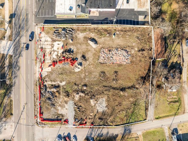 2801 Dickerson Pike, Nashville, TN 37207