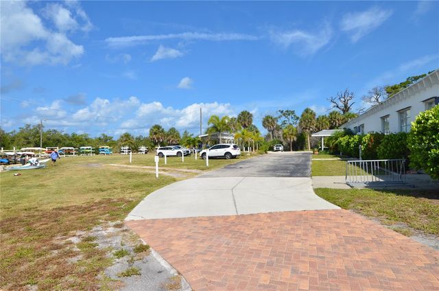 1379 EVEREST ROAD, Venice, FL 34293
