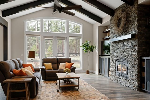 16055 Foothill Lane, Sisters, OR 97759