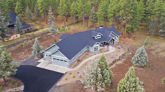 16055 Foothill Lane, Sisters, OR 97759