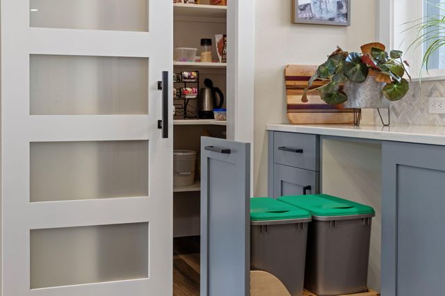 16055 Foothill Lane, Sisters, OR 97759