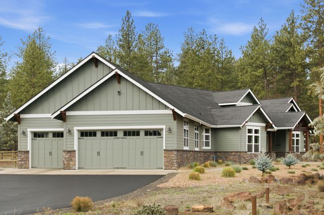 16055 Foothill Lane, Sisters, OR 97759