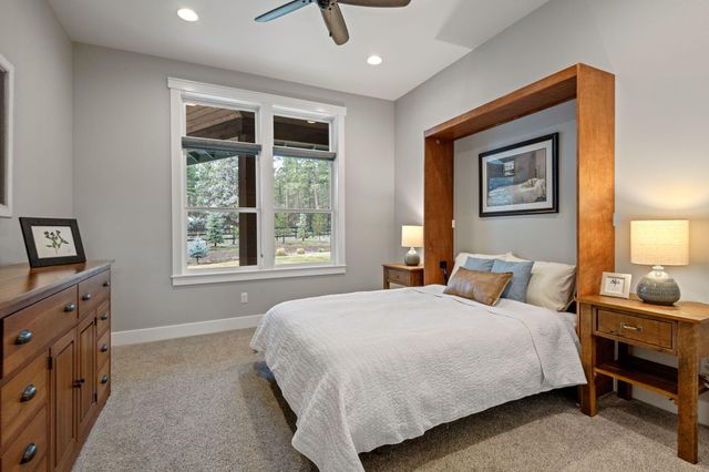 16055 Foothill Lane, Sisters, OR 97759