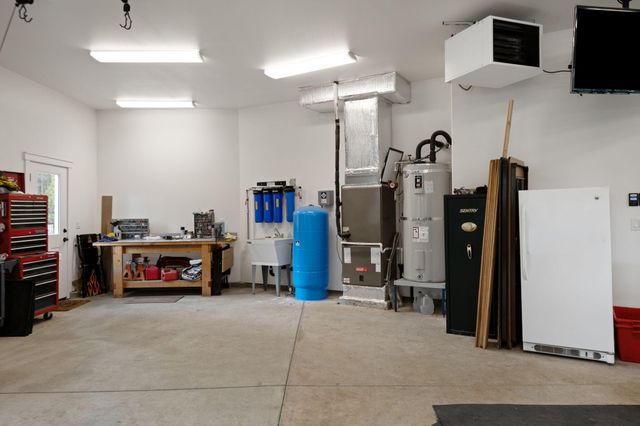 16055 Foothill Lane, Sisters, OR 97759