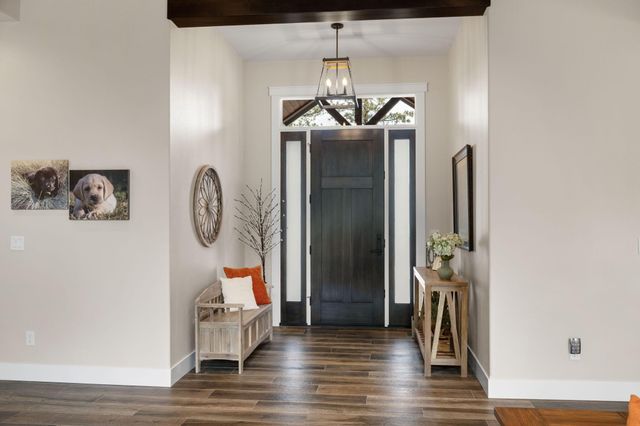 16055 Foothill Lane, Sisters, OR 97759