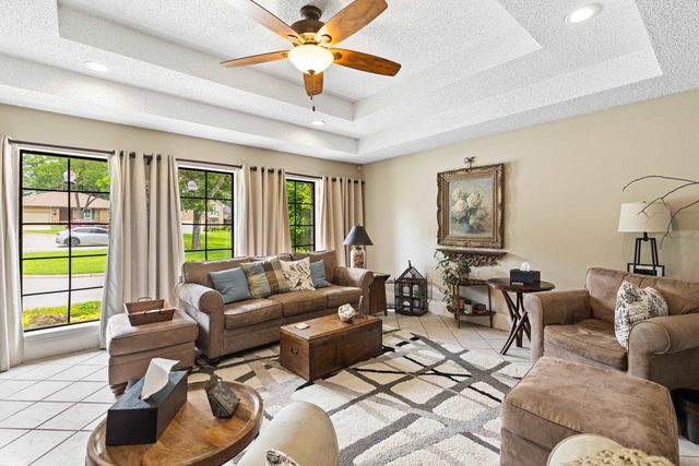 320 Tealwood, Longview, TX 75605