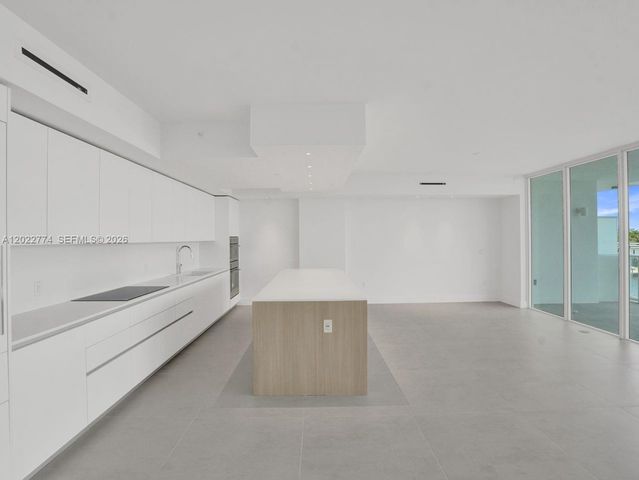 407 N Riverside 402, Pompano Beach, FL 33062