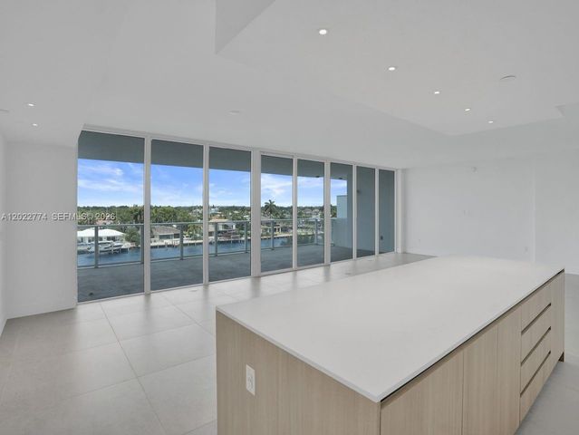 407 N Riverside 402, Pompano Beach, FL 33062