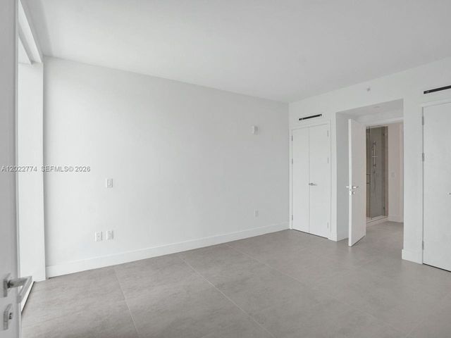 407 N Riverside 402, Pompano Beach, FL 33062