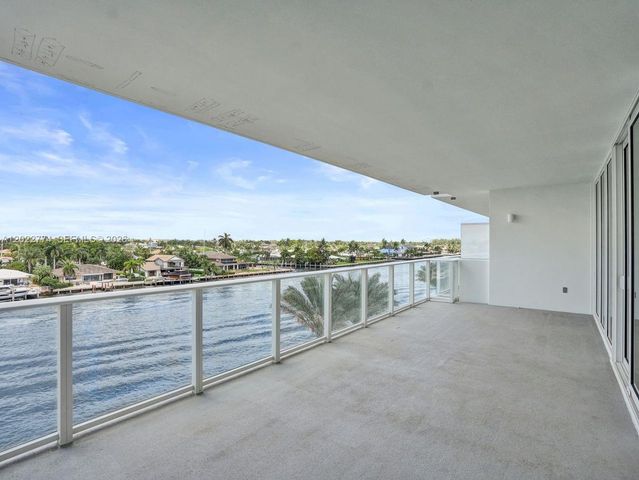 407 N Riverside 402, Pompano Beach, FL 33062