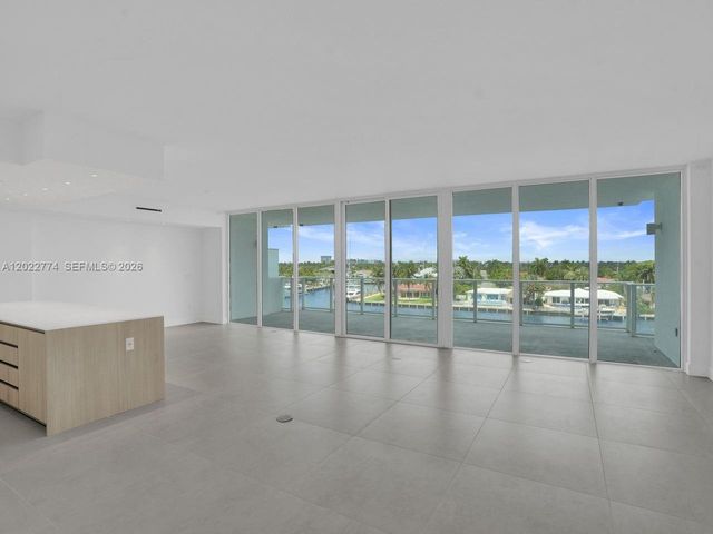 407 N Riverside 402, Pompano Beach, FL 33062