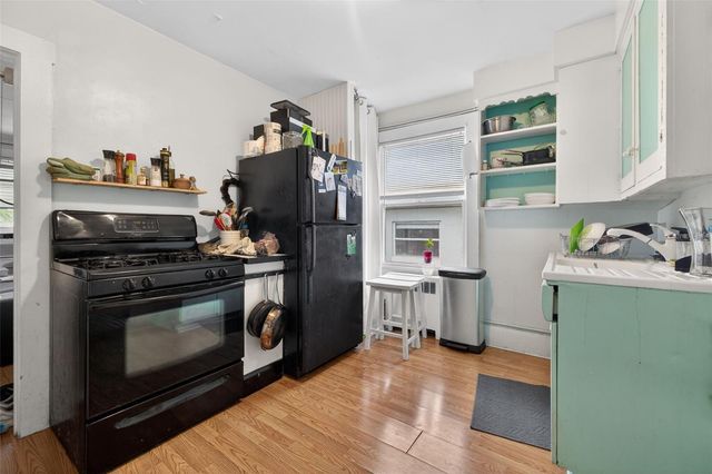 633 7TH AVENUE N, St Petersburg, FL 33701