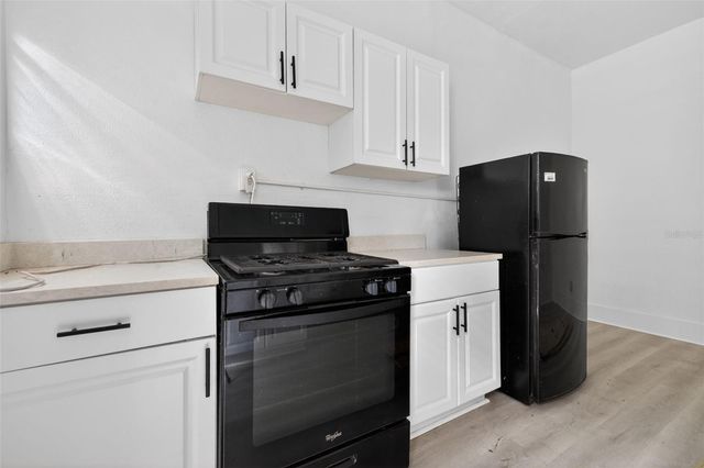633 7TH AVENUE N, St Petersburg, FL 33701