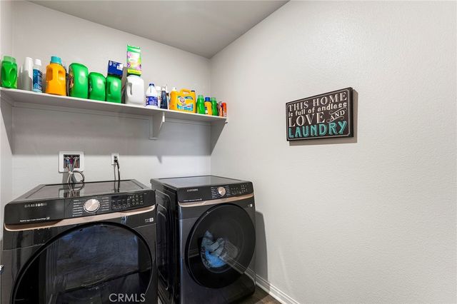 674 Hummingbird, San Jacinto, CA 92583