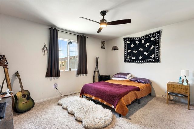 674 Hummingbird, San Jacinto, CA 92583