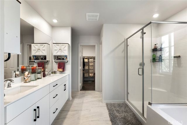 674 Hummingbird, San Jacinto, CA 92583