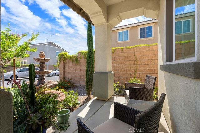 674 Hummingbird, San Jacinto, CA 92583
