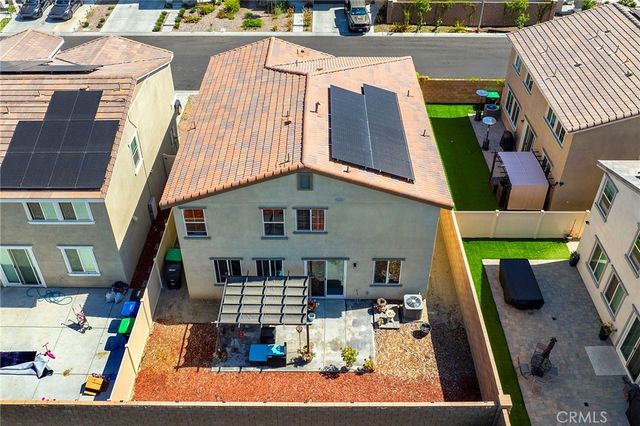 674 Hummingbird, San Jacinto, CA 92583