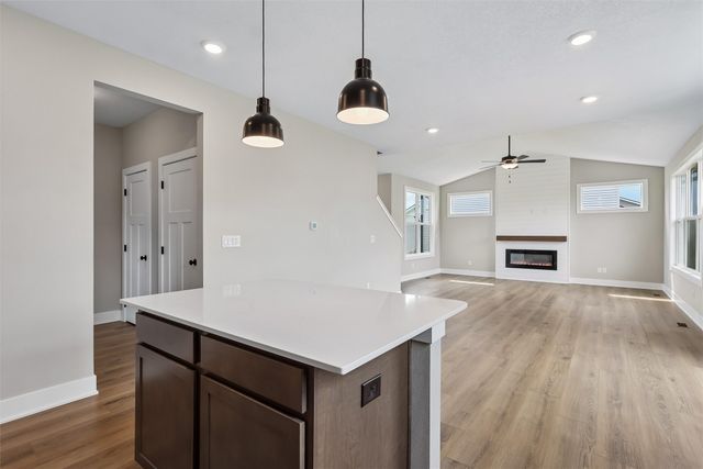2612 NW Reinhart Drive, Ankeny, IA 50023