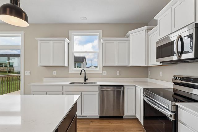 2612 NW Reinhart Drive, Ankeny, IA 50023