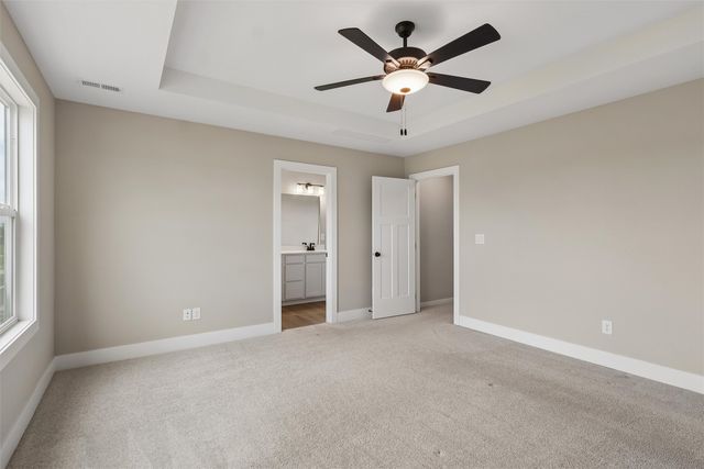 2612 NW Reinhart Drive, Ankeny, IA 50023