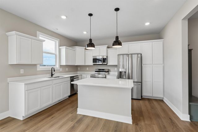 2612 NW Reinhart Drive, Ankeny, IA 50023