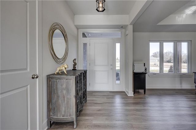 1816 Silverback Way, Pittsburg, KS 66762