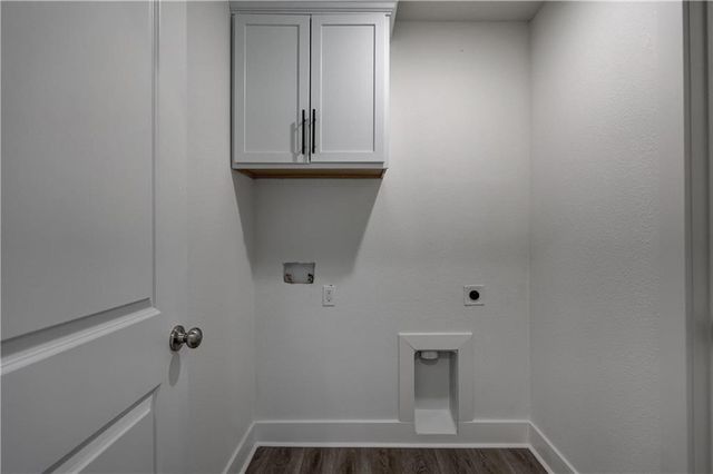 1816 Silverback Way, Pittsburg, KS 66762