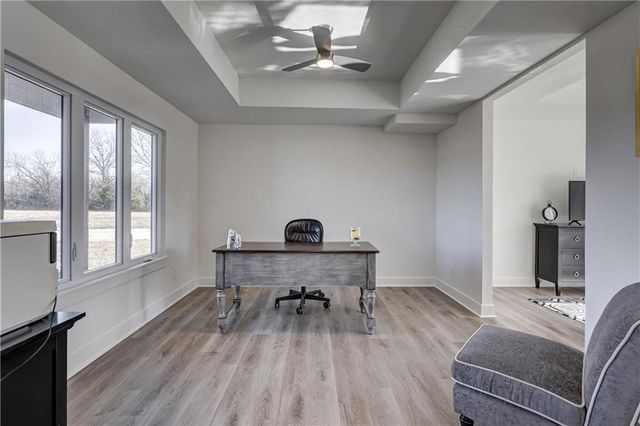 1816 Silverback Way, Pittsburg, KS 66762